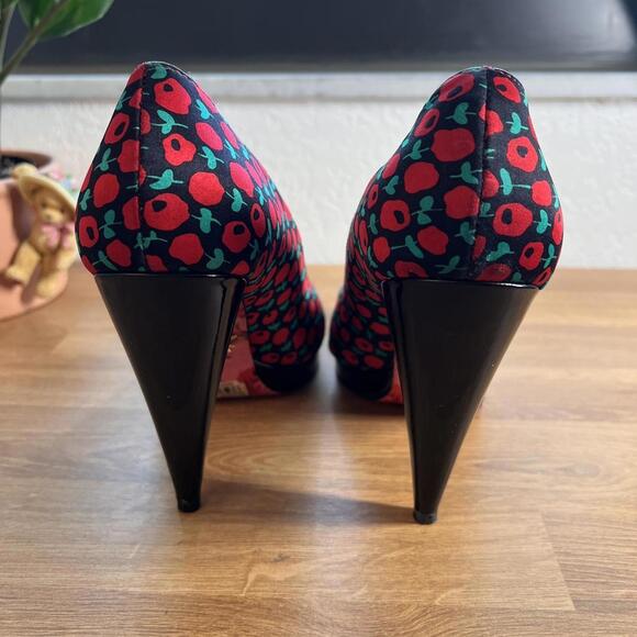 Betsey Johnson Red Floral Peep-Toe Heels – Size 8 - Picture 5 of 8